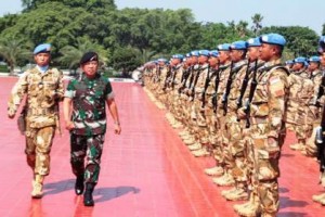 pemberangkatan 850 personel Satgas TNI Kontingen Garuda XXXIX-B Batalyon Gerak Cepat di Plaza Mabes TNI